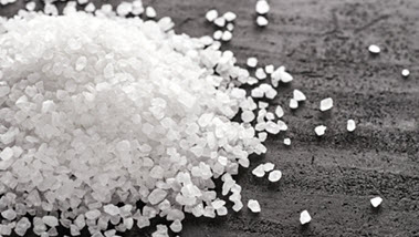 Zusatzstoffe in Futtermitteln (Quelle: Djero Adlibeshe / Fotolia) Das Bild zeigt Kochsalz. (Quelle: Djero Adlibeshe / Fotolia)
